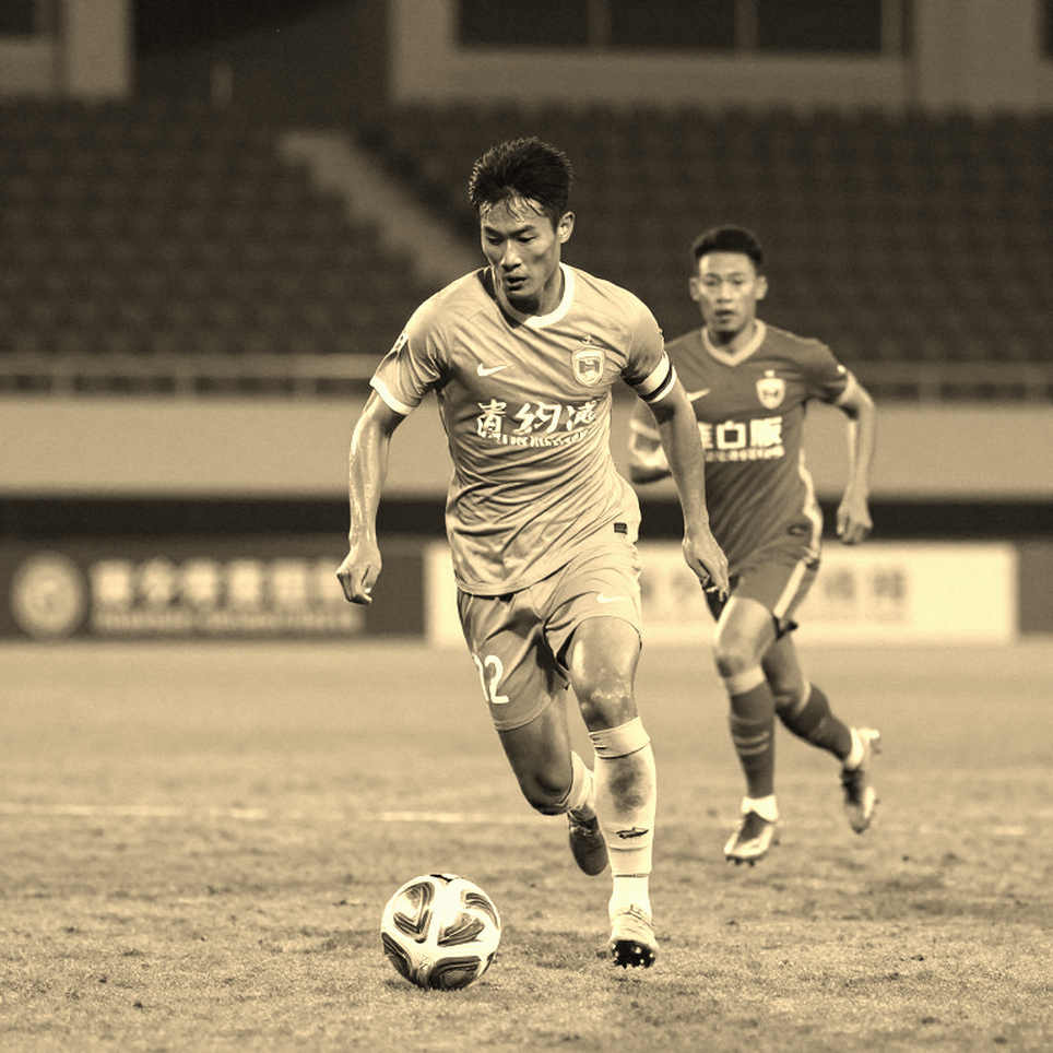 রানওয়েতে মিলানের তিনটি শার্ট: ব্র্যান্ড অ্যাক্টিভেশনের পুরো খরচের হিসাব