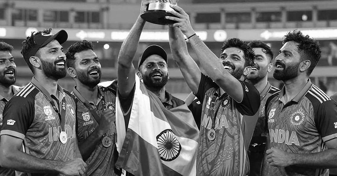 মাঝের উনিশ ওভারের খাতা: বাংলাদেশের ওয়ানডে ব্যাটিং আসলে কোথায় হোঁচট খায়